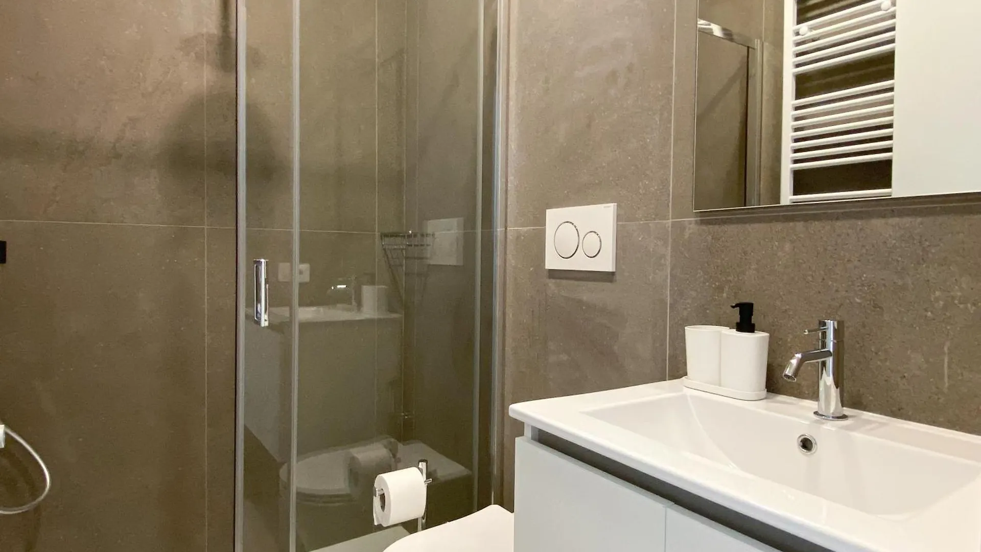 Casa Vittoria Apartment Rome 0*,  Italy
